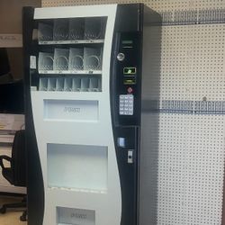 Combination vending machine