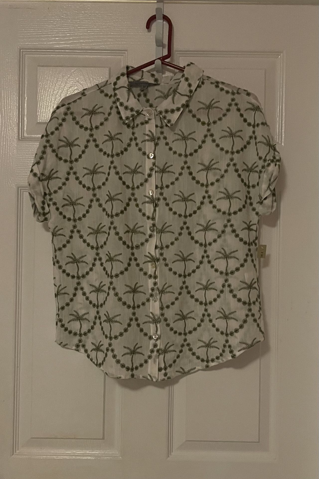Brand New White Top With Palm Trees Print Size Medium