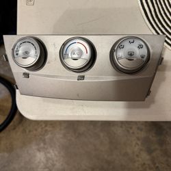 Toyota Camry Climate Control Module 