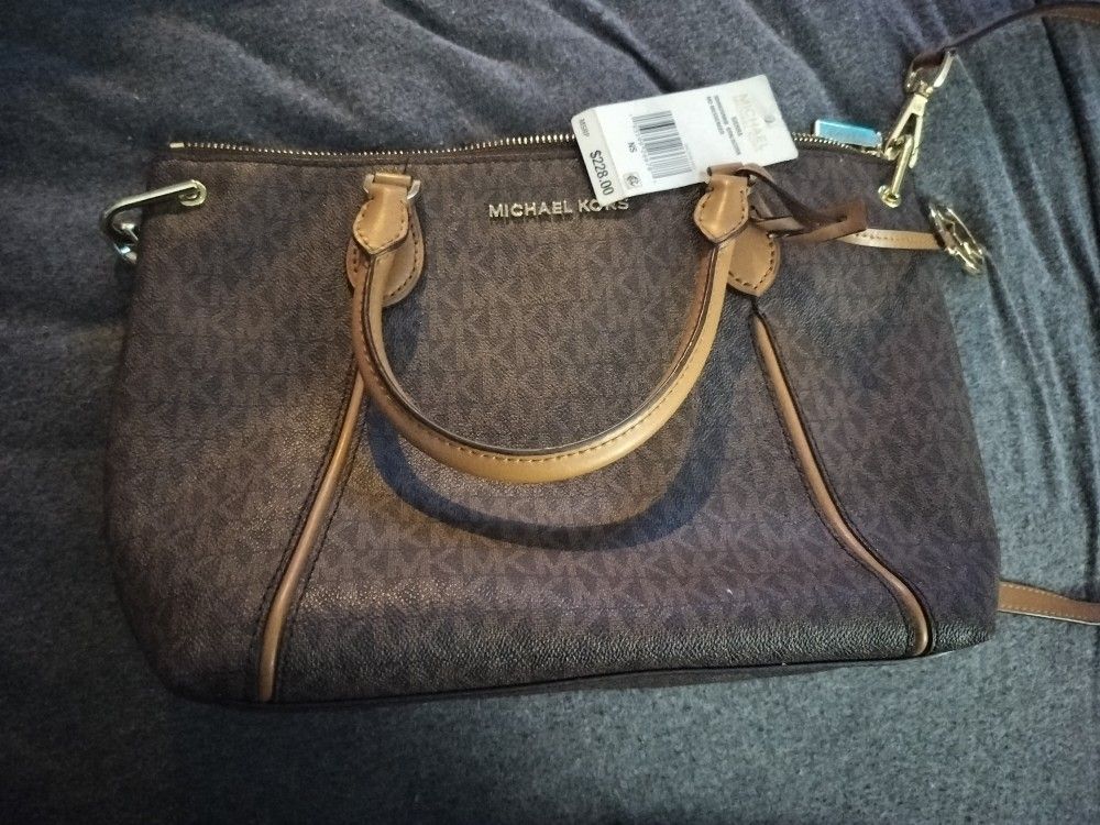 MICHAEL KORS BRAND NEW WITH TAG 