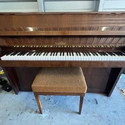 BLACK FRIDAY SALE! SCHIMMEL EUROPEAN UPRIGHT PIANO! FREE DELIVERY & TUNING! + WARRANTY!