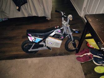 MX 350 dirt rocket in great shape with original charger