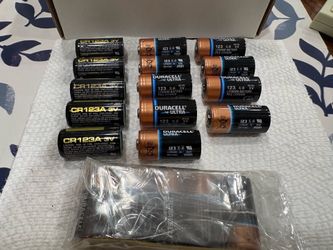 CR 123 Lithium Batteries