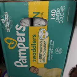 Newborn Pampers Swaddlers 
