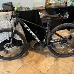 Trek 5 Marlin Mountain Bike