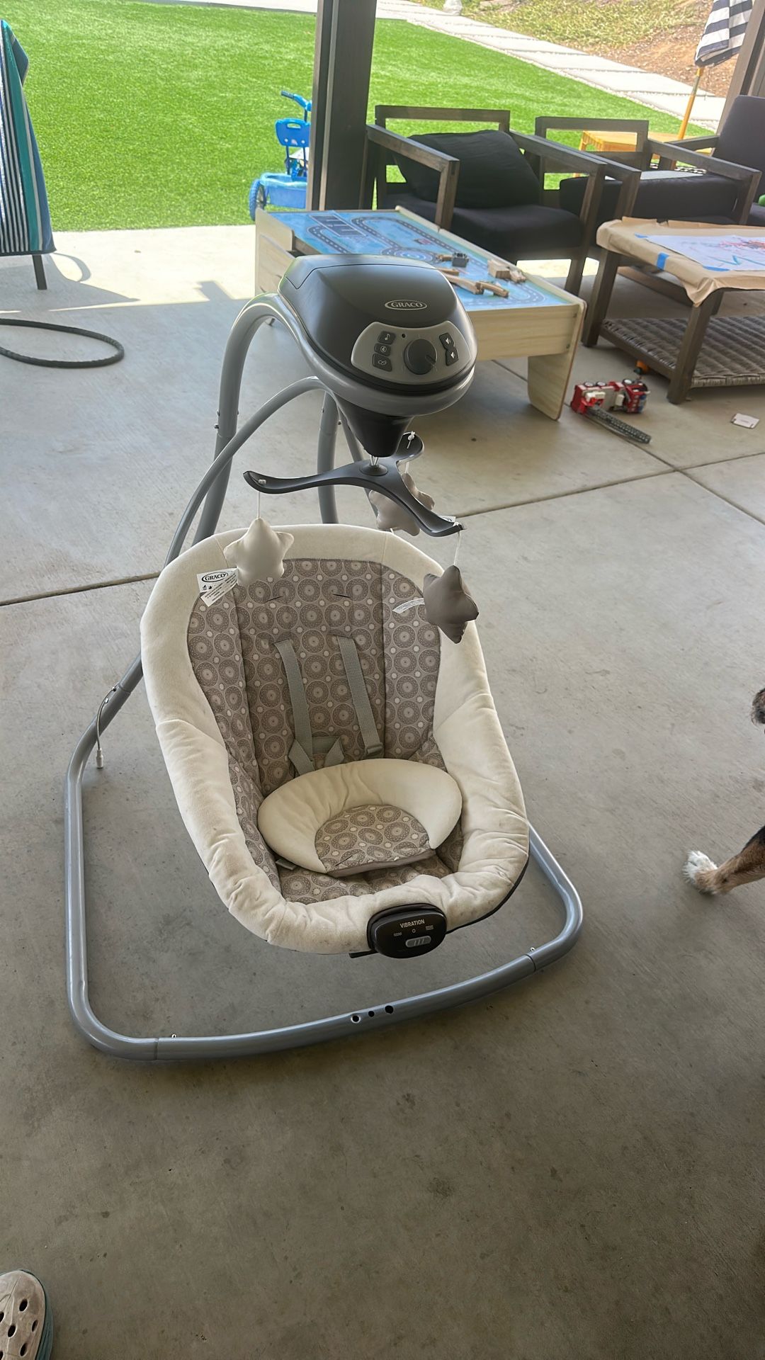 Baby swing