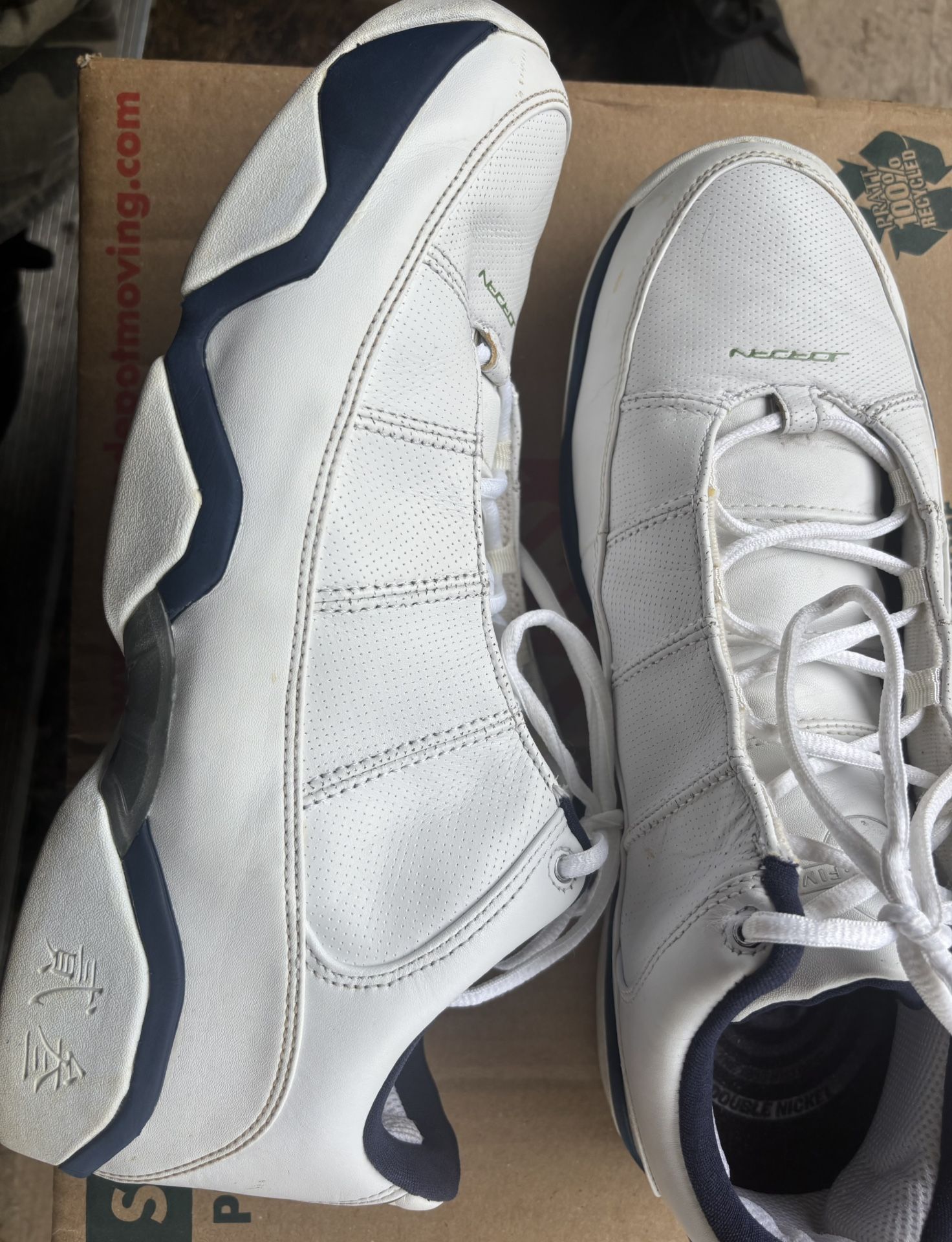 Jordan’s / Sneakers