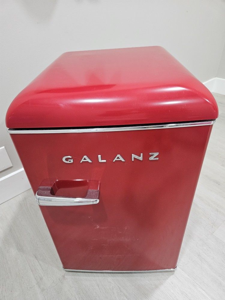 Galanz Red 2.5 Cu. Mini Fridge
