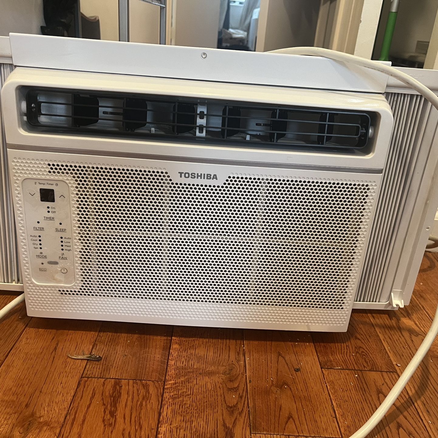 Toshiba AC With Remote 6000BTU