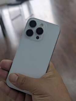 iPhone 16 pro 256gb unlocked