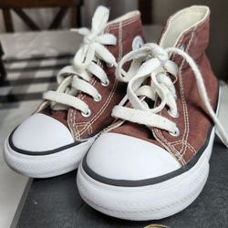 Brown Converse Kids Sneakers (Infant Size 9) – Perfect for Back to School!