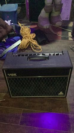 Vox amplifier model v9320 $100
