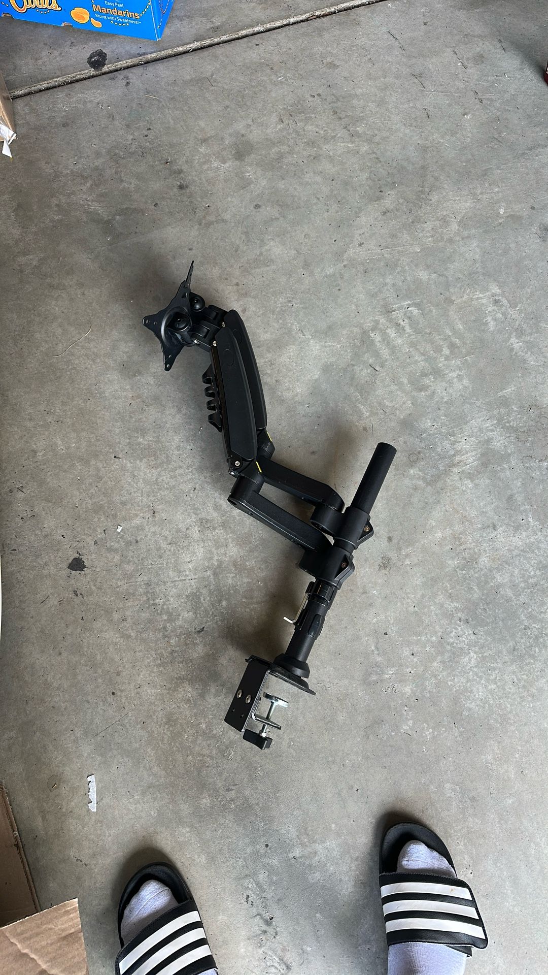 Dual Monitor Mount