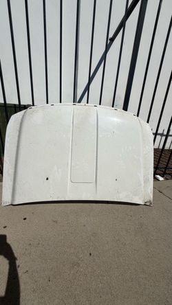 Ford f-250 / f-350 Hood OEM (2008-10)