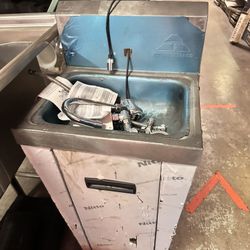 Advance Tabco Hand Sink 