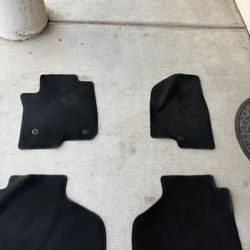 Gmc Yukon Xl 2021-2025  Floor Mats 