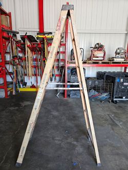 8 FT Ladder Husky used
