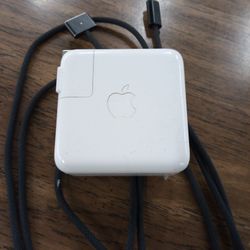 Apple MacBook Charger
