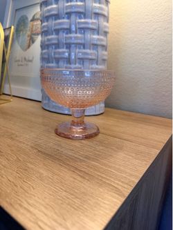 Pink Glass Sundae Ice Cream Bowls/ Parfait bowls