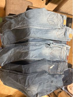 Hollister Jean bundle 28w