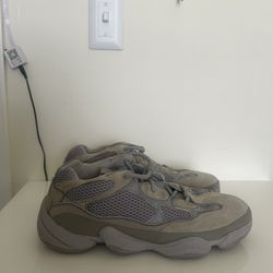 Yeezy 500- Stone Salt