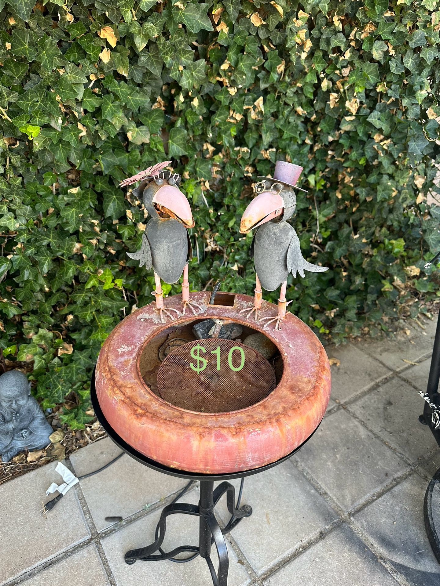 GARDEN/YARD CUSHIONS, DECOR