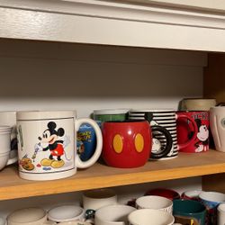 DISNEY Mickey Mouse Mugs (13)