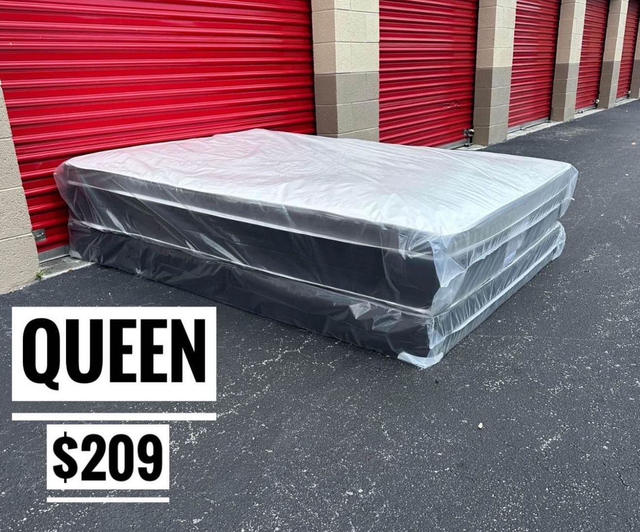 NEW Mattress Queen Size Pillowtop With Box Spring // Offer 🚚