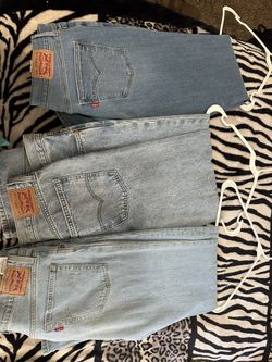 LEVI JEANS SIZE 8 & 31