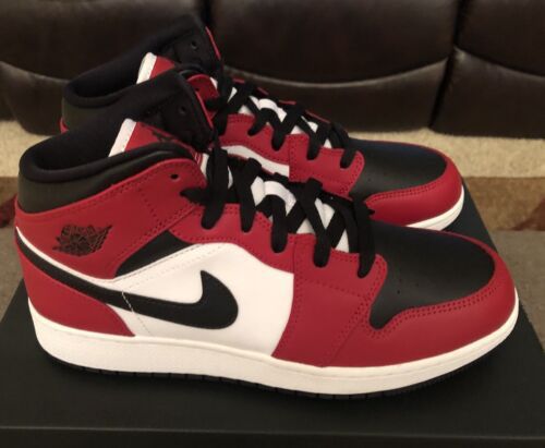 Nike Jordan 1 Chicago