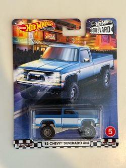 Hot Wheels Boulevard Premium 1:64 ’83 Chevy Silverado 4x4  MINT
