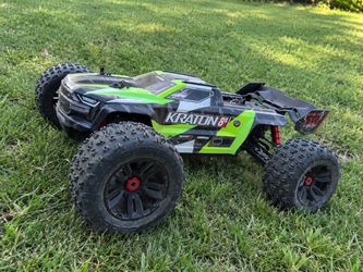ARRMA Kraton 8S RC Monster Truck