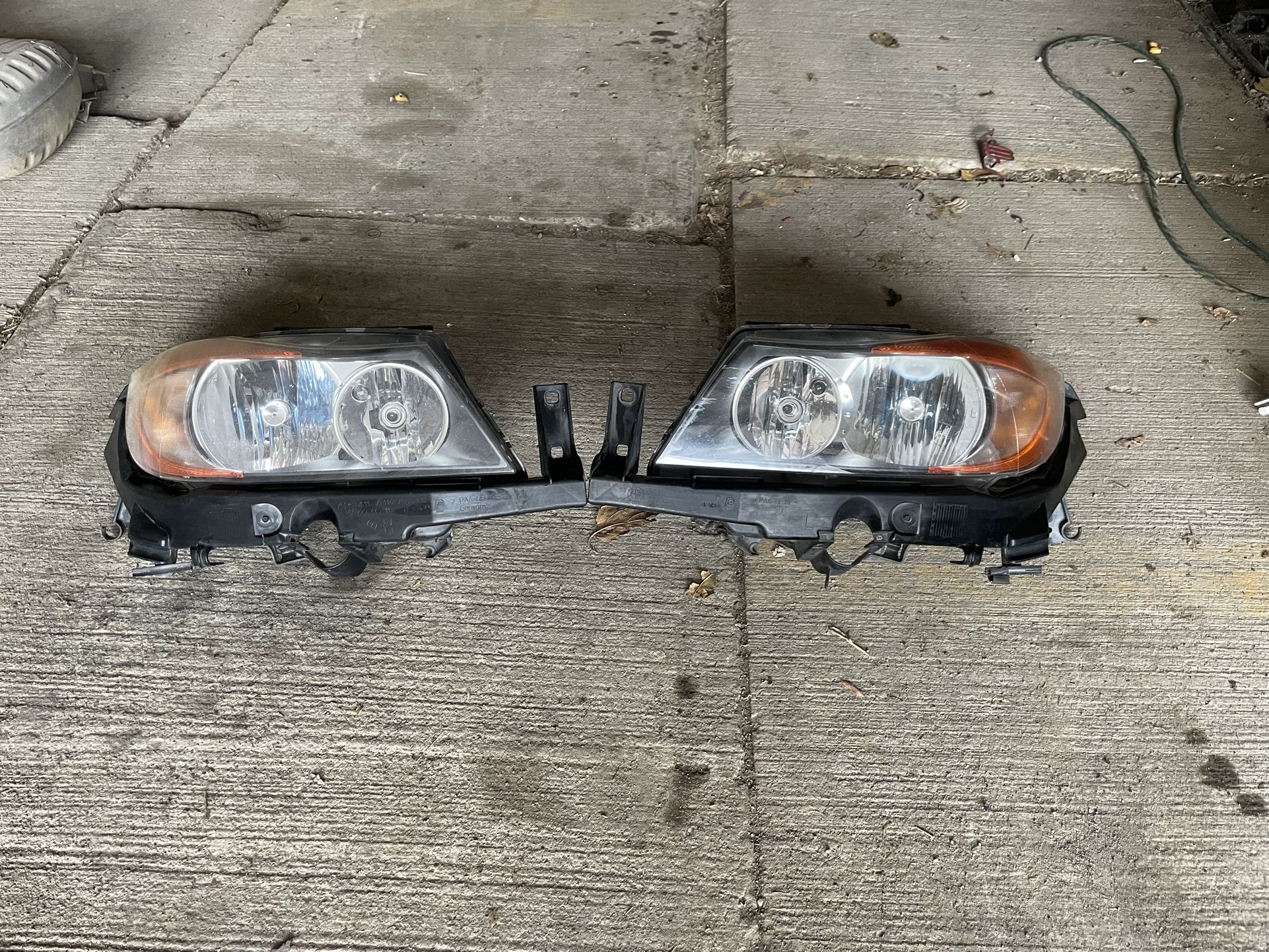 BMW 328i 2008 headlights 