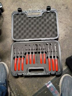 Snap-On Snap Ring Plier 12 pc Set Model PB202B Red