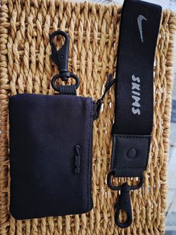 Nike skims key chain and coin purse
