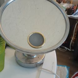 Makeup Magnified LIighted Mirror