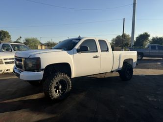 2012 SILVERADO FOR PARTS ONLY