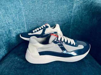 🇺🇸’s 🏆 Red Line sneakers size EU45
