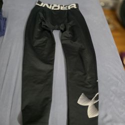 Boys Under Armor Compression Pants Size 8