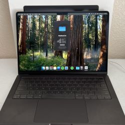 Apple MacBook Pro 14” M3 Pro MRX43LL/A