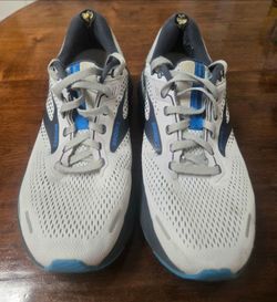 Shoes running 7 2E mens Brooks Adrenaline GTS 22