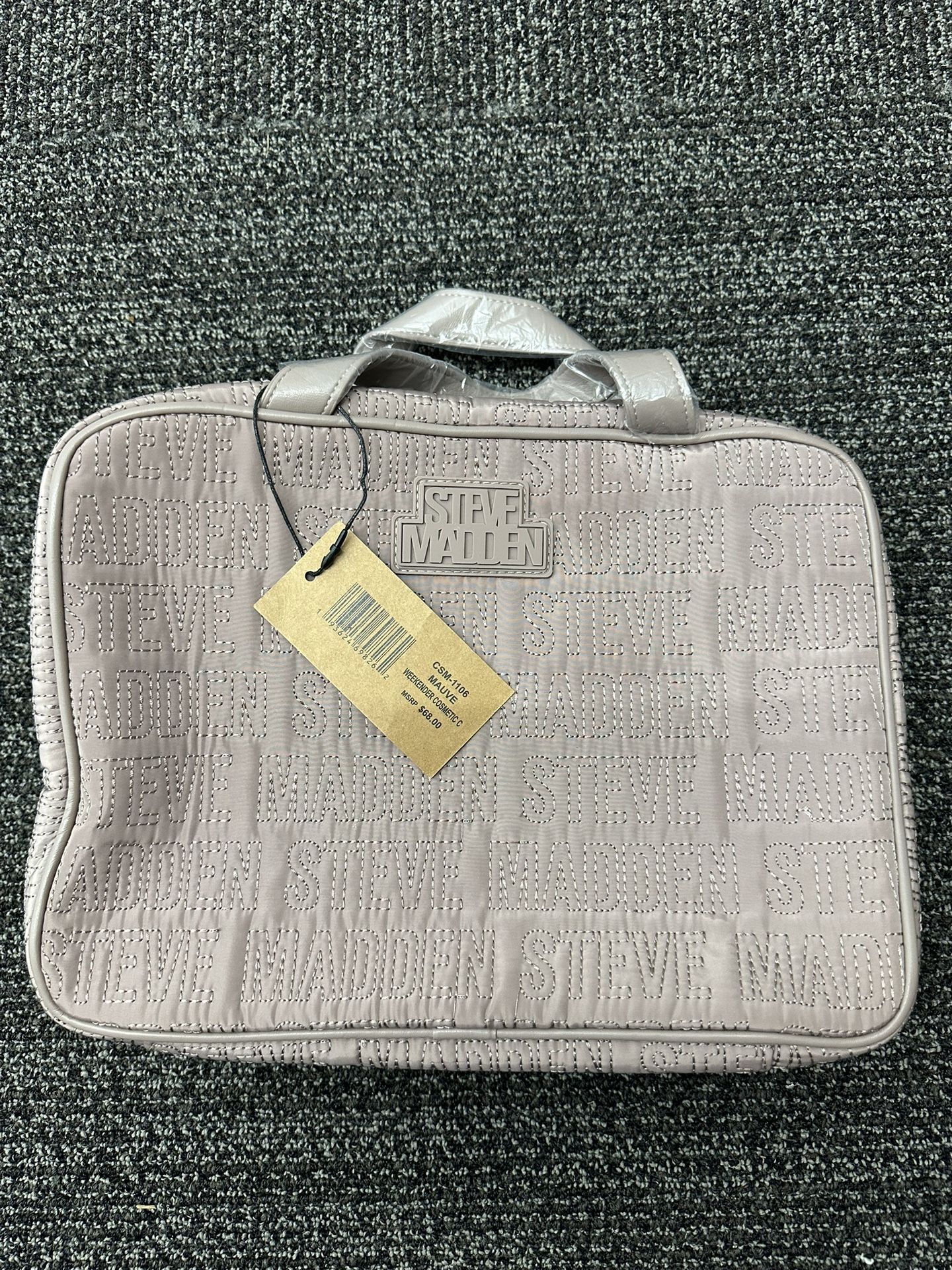 NWT Steve Madden Weekender Cosmetic bag