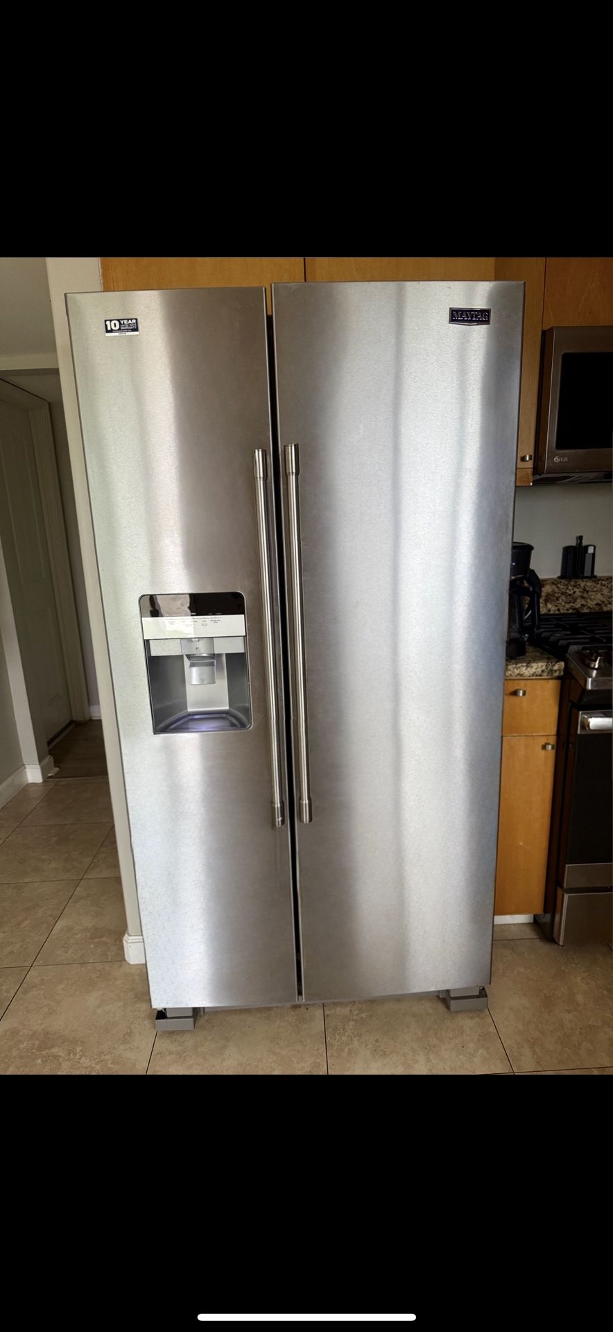 Fridge Maytag New