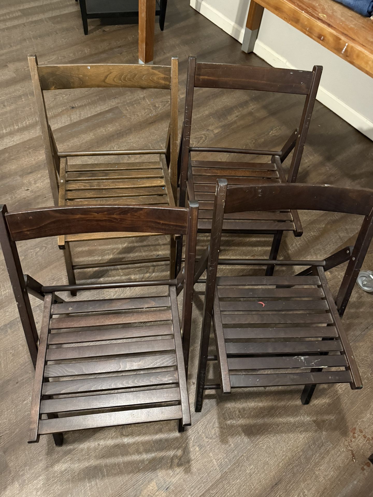 Folding garden chairs