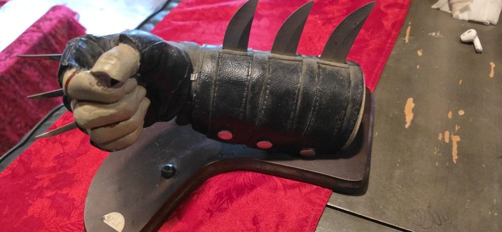 Ninja Turtles Hand Fugure Sculpture Knife