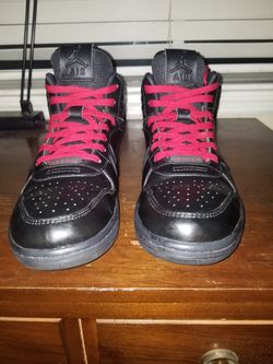 Vintage Nike Heritage High Top Sneakers 