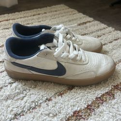 Nike SB Men Size 7