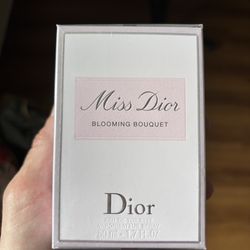 Miss Dior blooming bouquet perfume