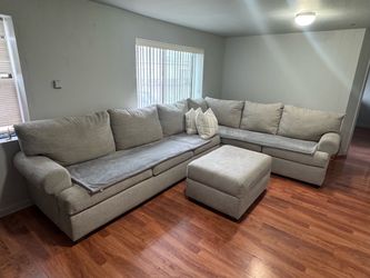 Sectional couch