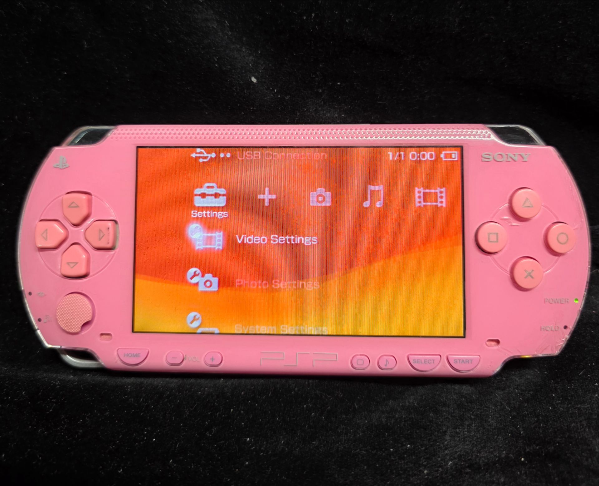 Sony PSP 1000 P!nk Limited Edition Pink Handheld System